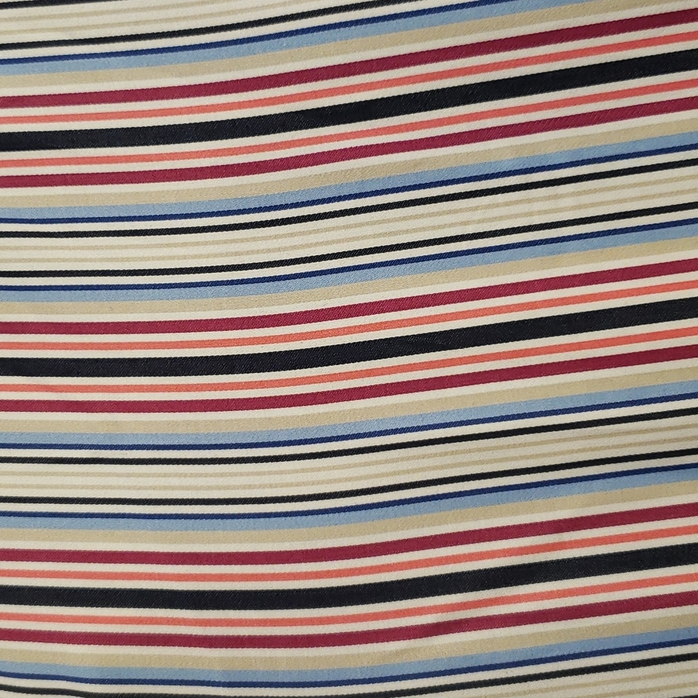 Button down - Picture 4 of 4